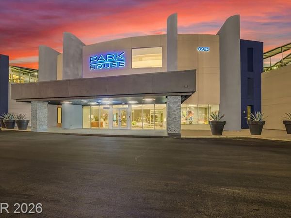 8925 W Flamingo Road, Unit 201, Las Vegas, NV 89147