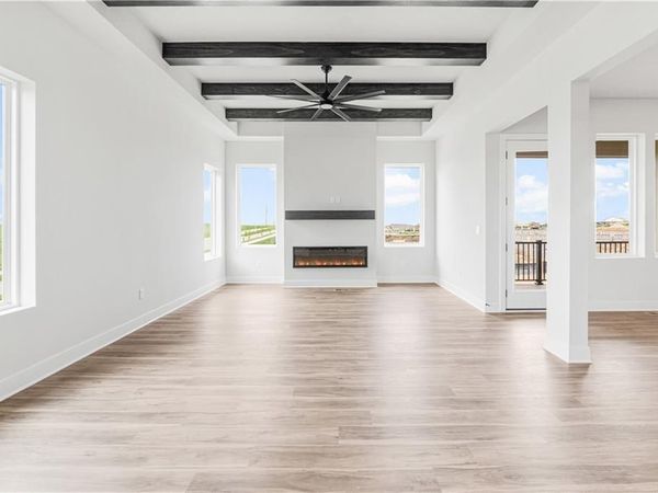 1383 N 163rd Circle, Basehor, KS 66007