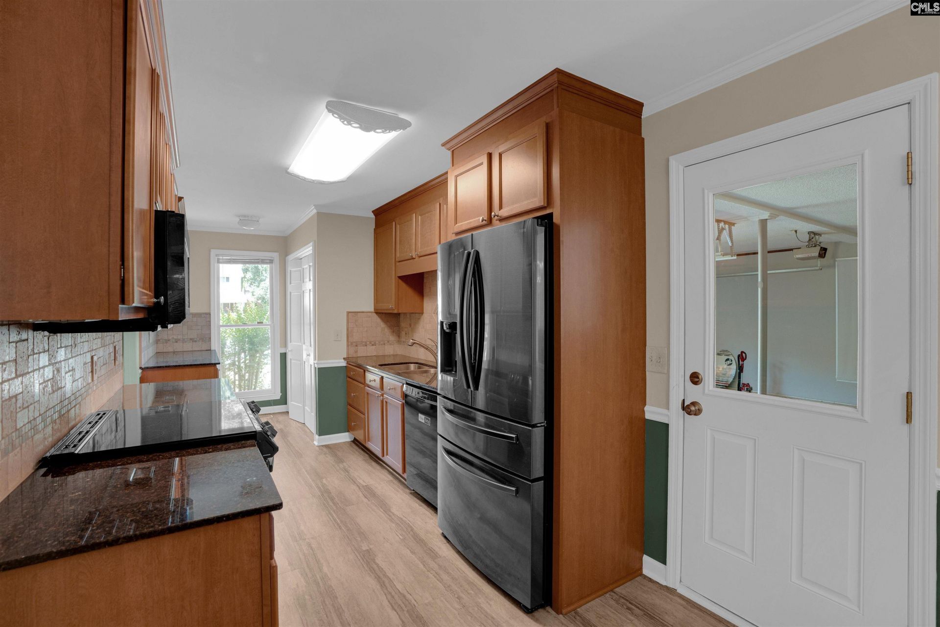 217 Springs Court  Photo 4