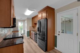 217 Springs Court  photo 4