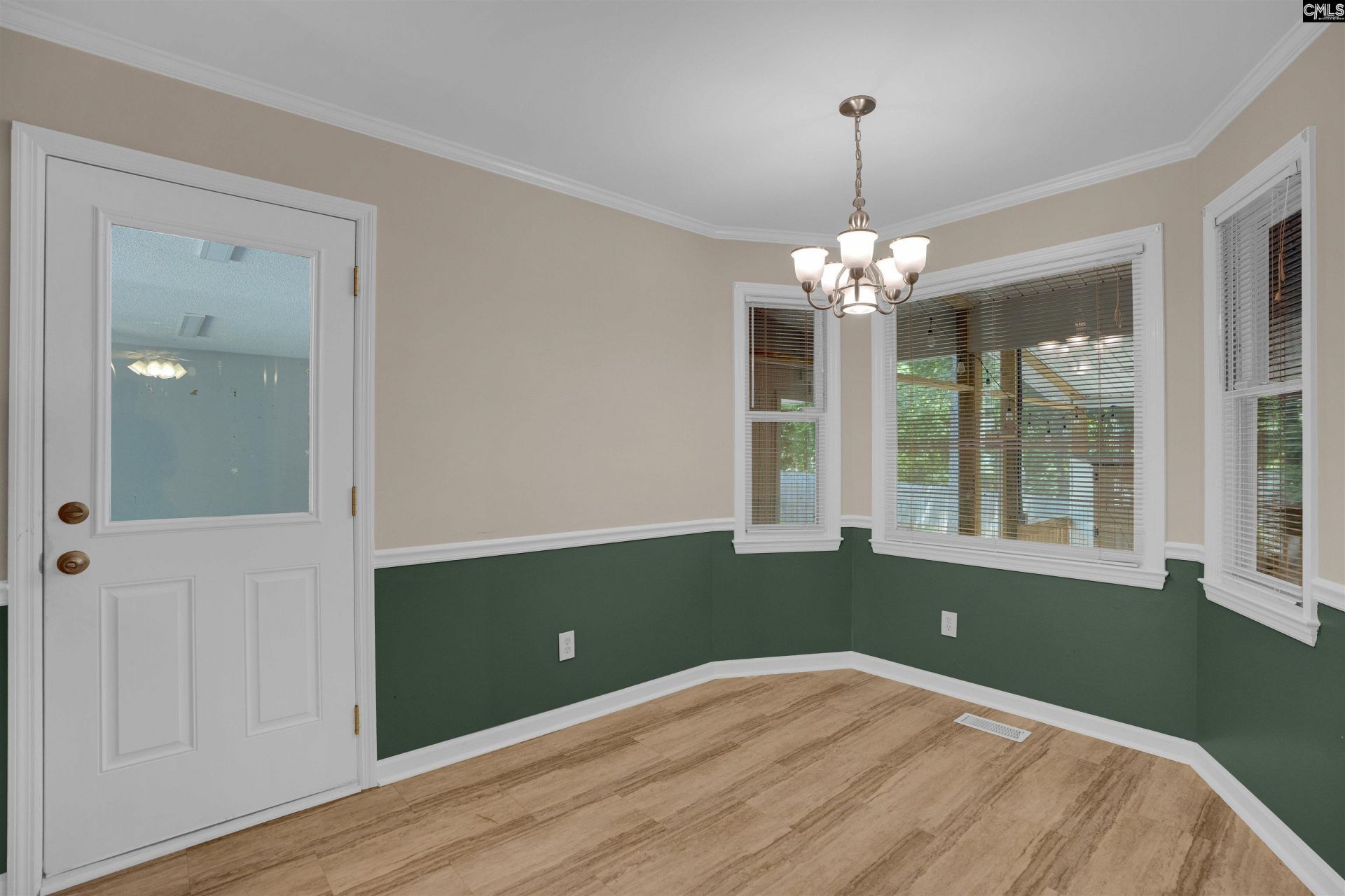 217 Springs Court  Photo 8