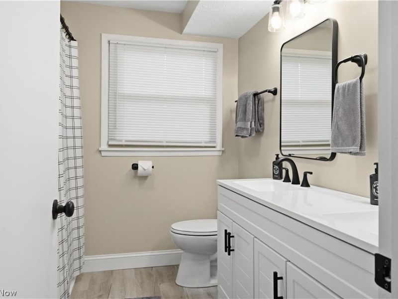 8173 Spencer Avenue NW, North Canton, OH 44720 Photo 12