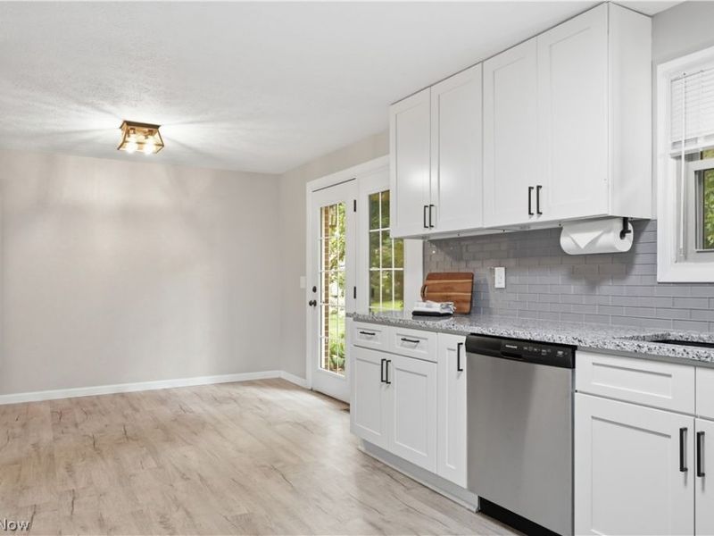 8173 Spencer Avenue NW, North Canton, OH 44720 Photo 7
