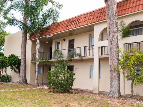 6054 FOREST HILL Boulevard, Unit 103, West Palm Beach, FL 33415