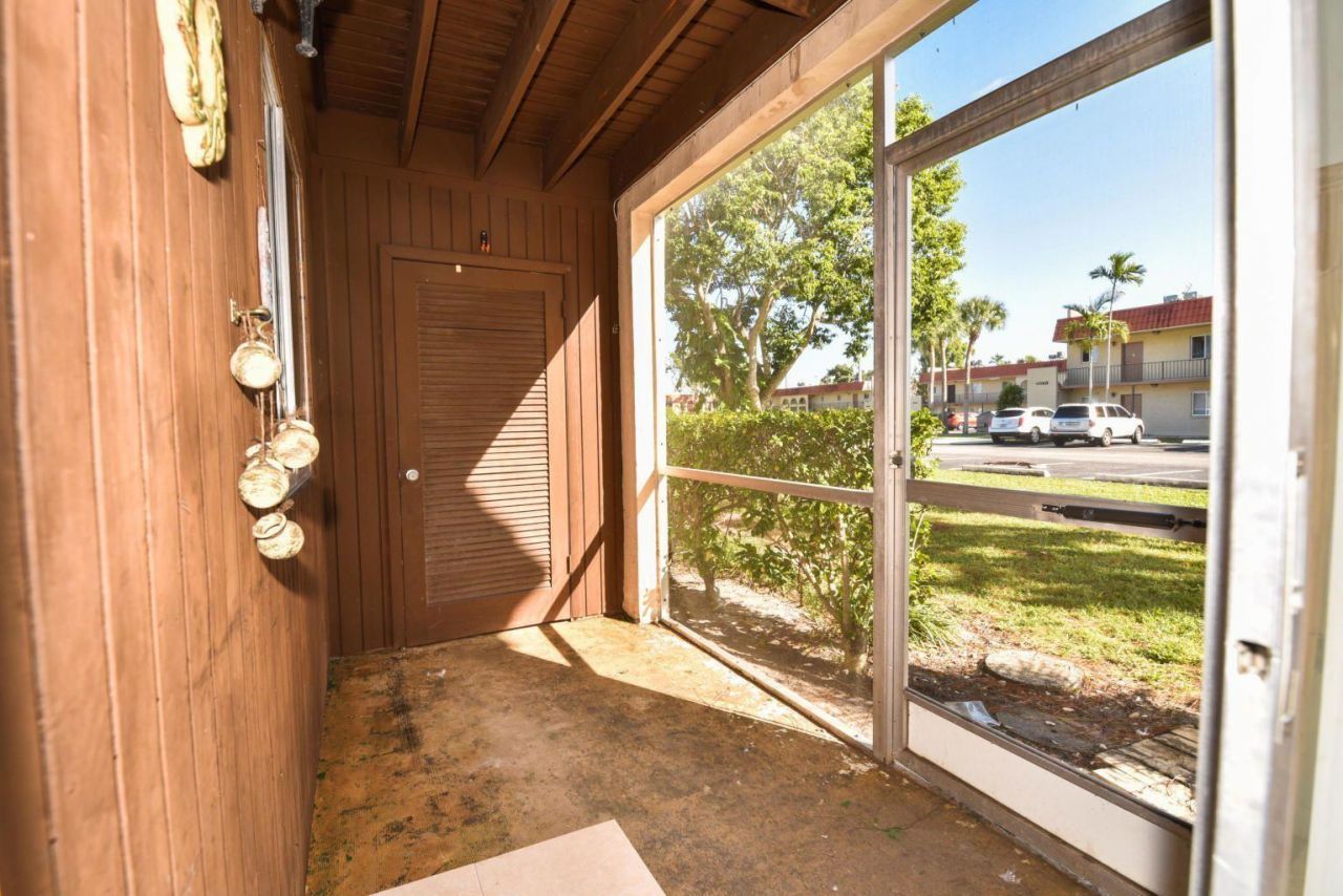 6054 Forest Hill Boulevard, Unit 103, West Palm Beach, FL 33415 Photo