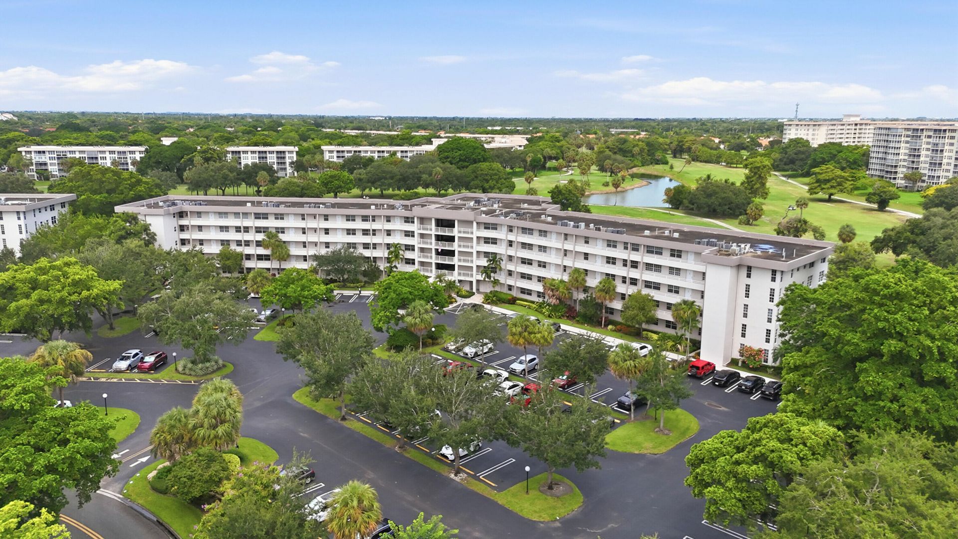 555 Oaks Lane, Unit 303, Pompano Beach, FL 33069 Photo