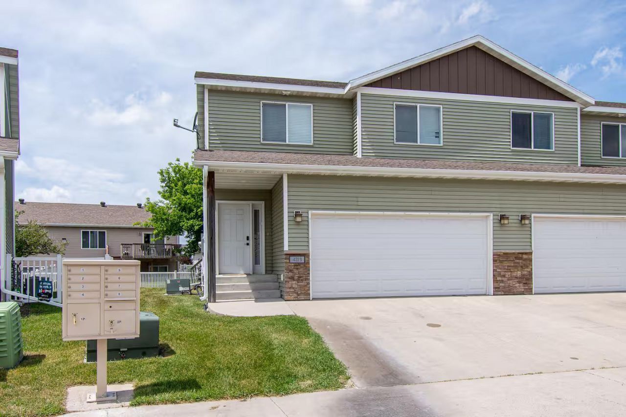4213 51st Street S primary photo