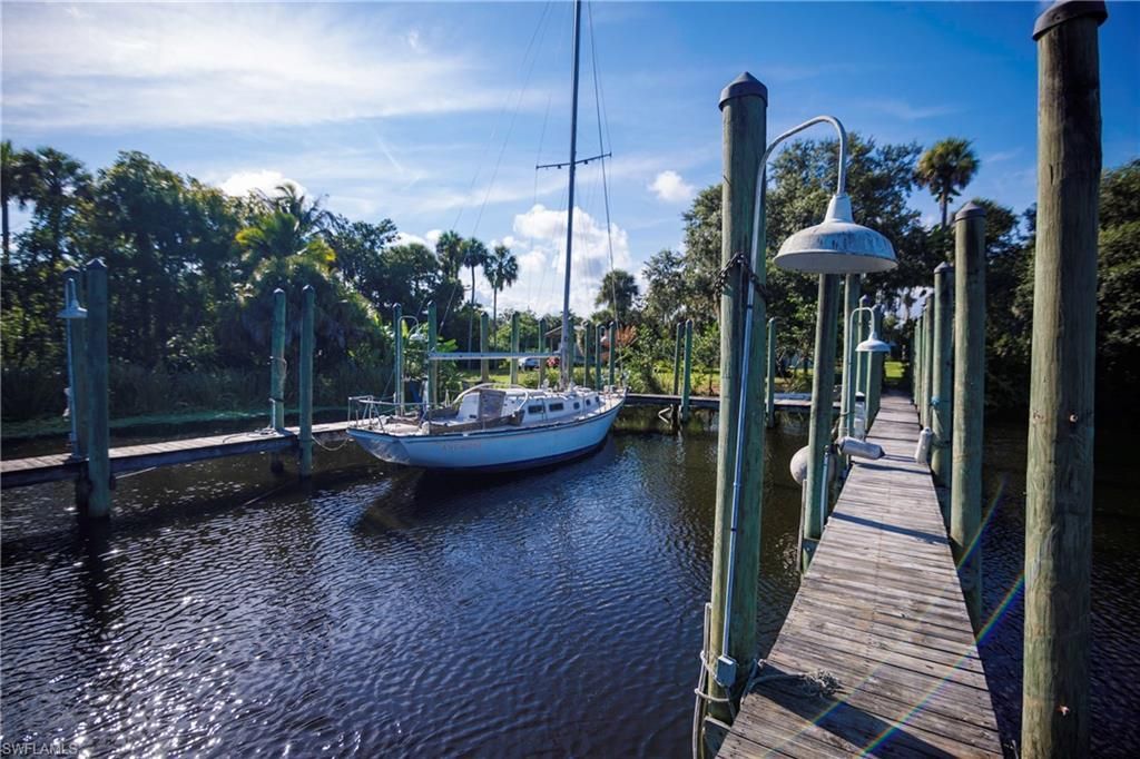 1821 Sunset Trl, Alva, FL 33920 Photo