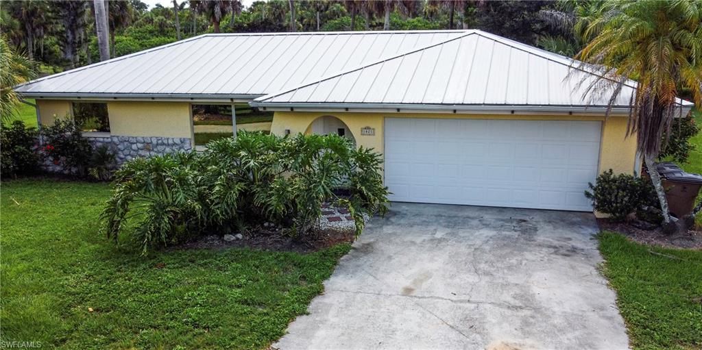 1821 Sunset Trl, Alva, FL 33920 Photo