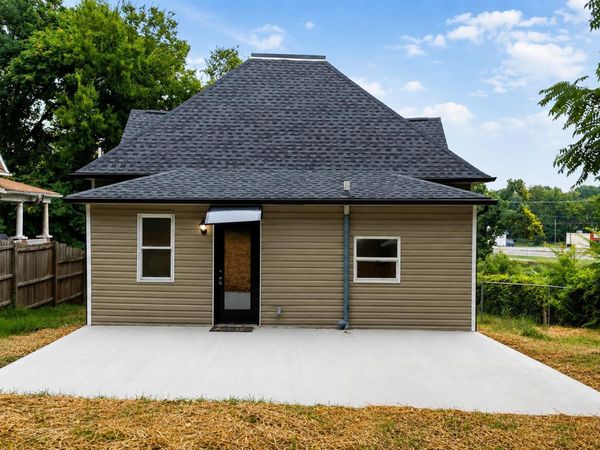 2030 Joseph Schofield St, Knoxville, TN 37921
