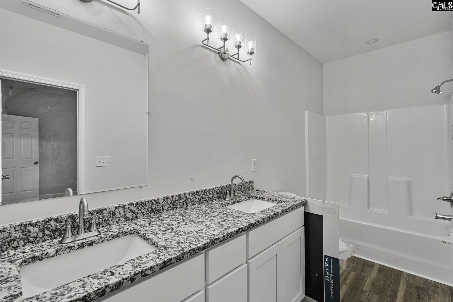 416 Crawford Road Photo 8