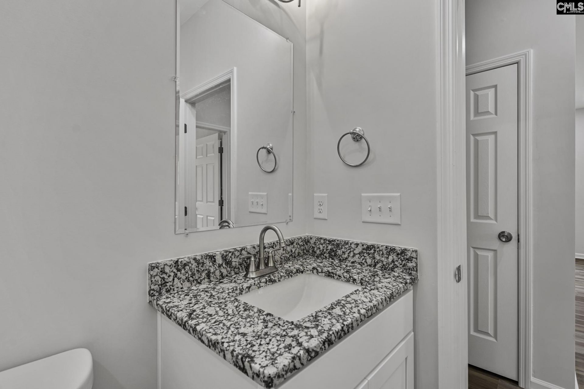 416 Crawford Road Photo 9