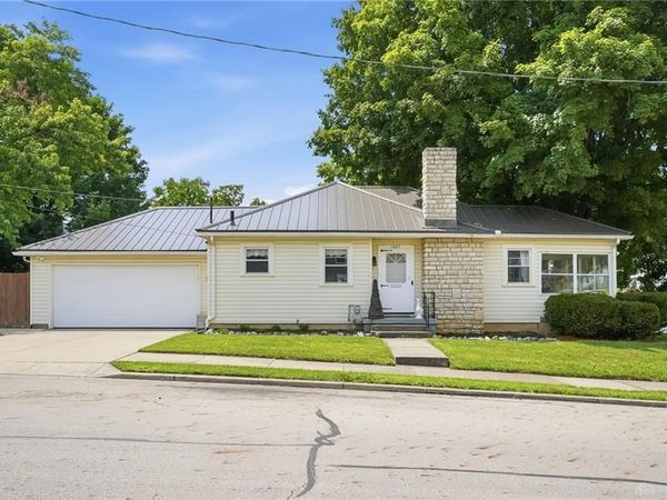 1537 Greenwood Avenue, Springfield, OH 45503