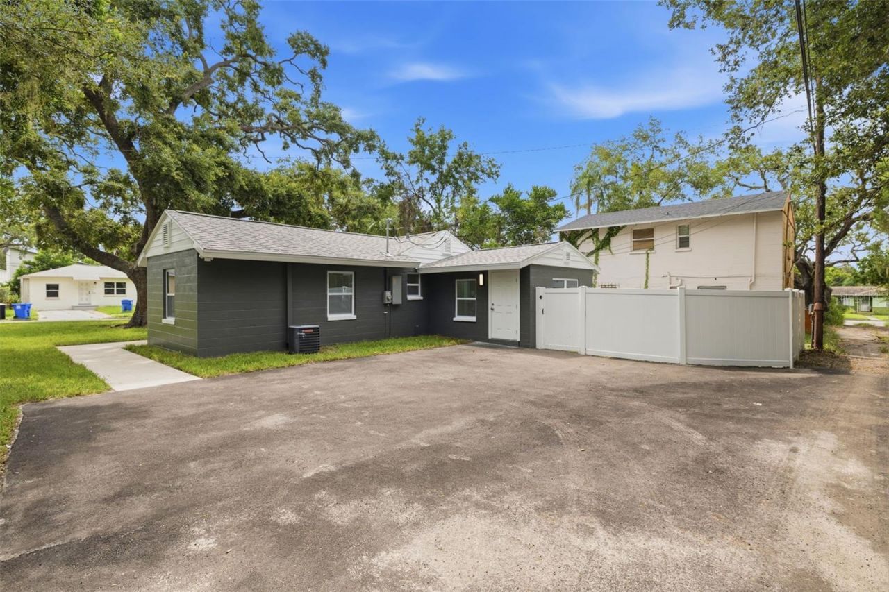 2535 19th Street S, Saint Petersburg, FL 33712 Photo