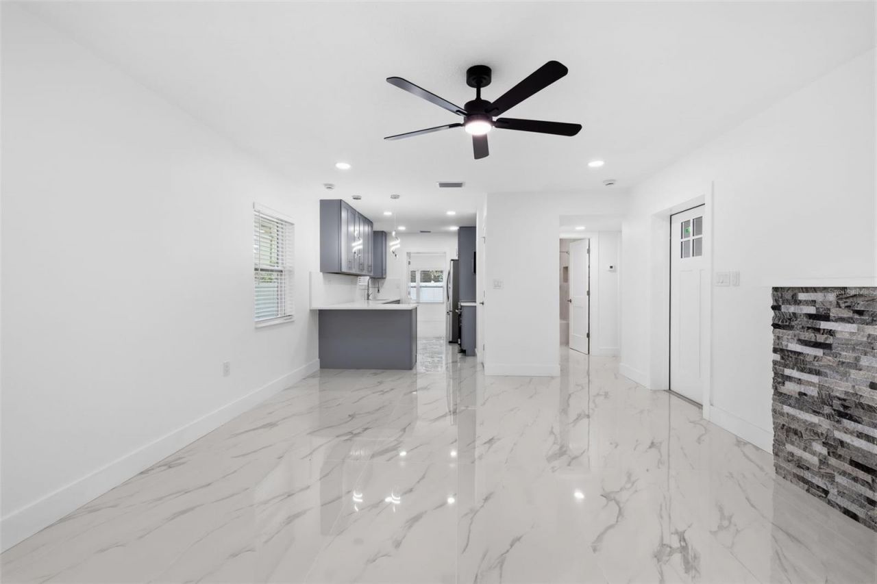 2535 19th Street S, Saint Petersburg, FL 33712 Photo