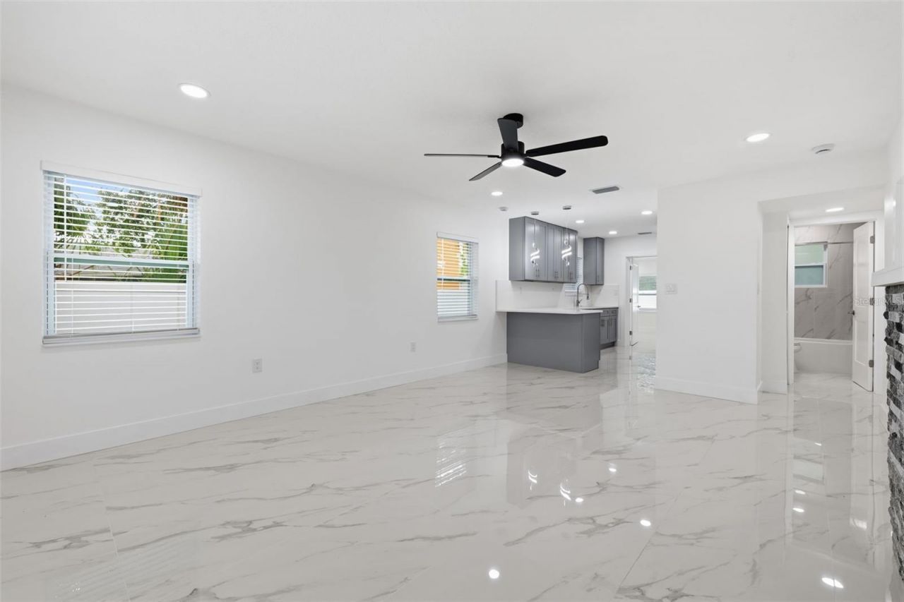2535 19th Street S, Saint Petersburg, FL 33712 Photo