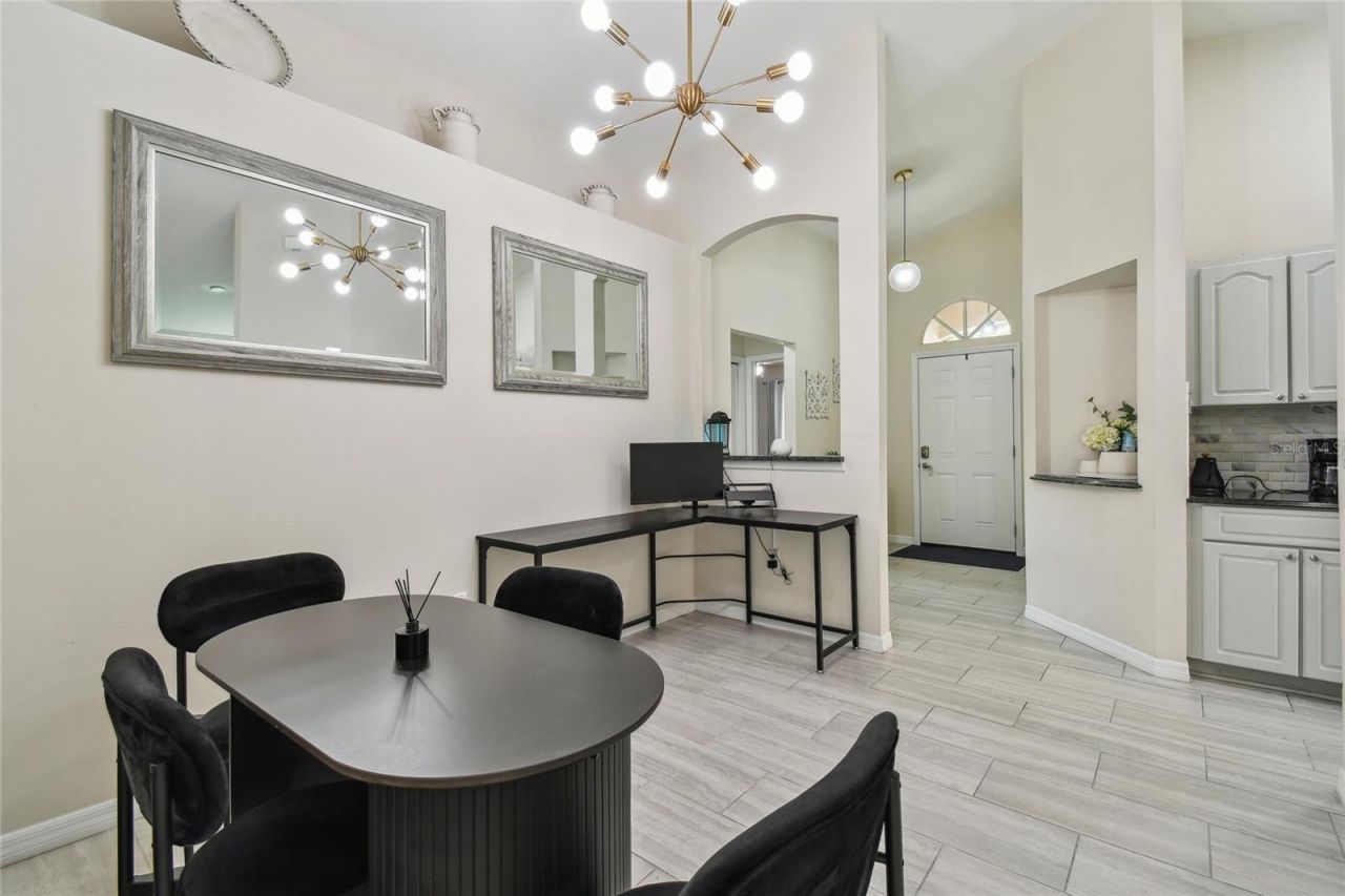 24541 Laurel Ridge Drive , Lutz, FL 33559 Photo