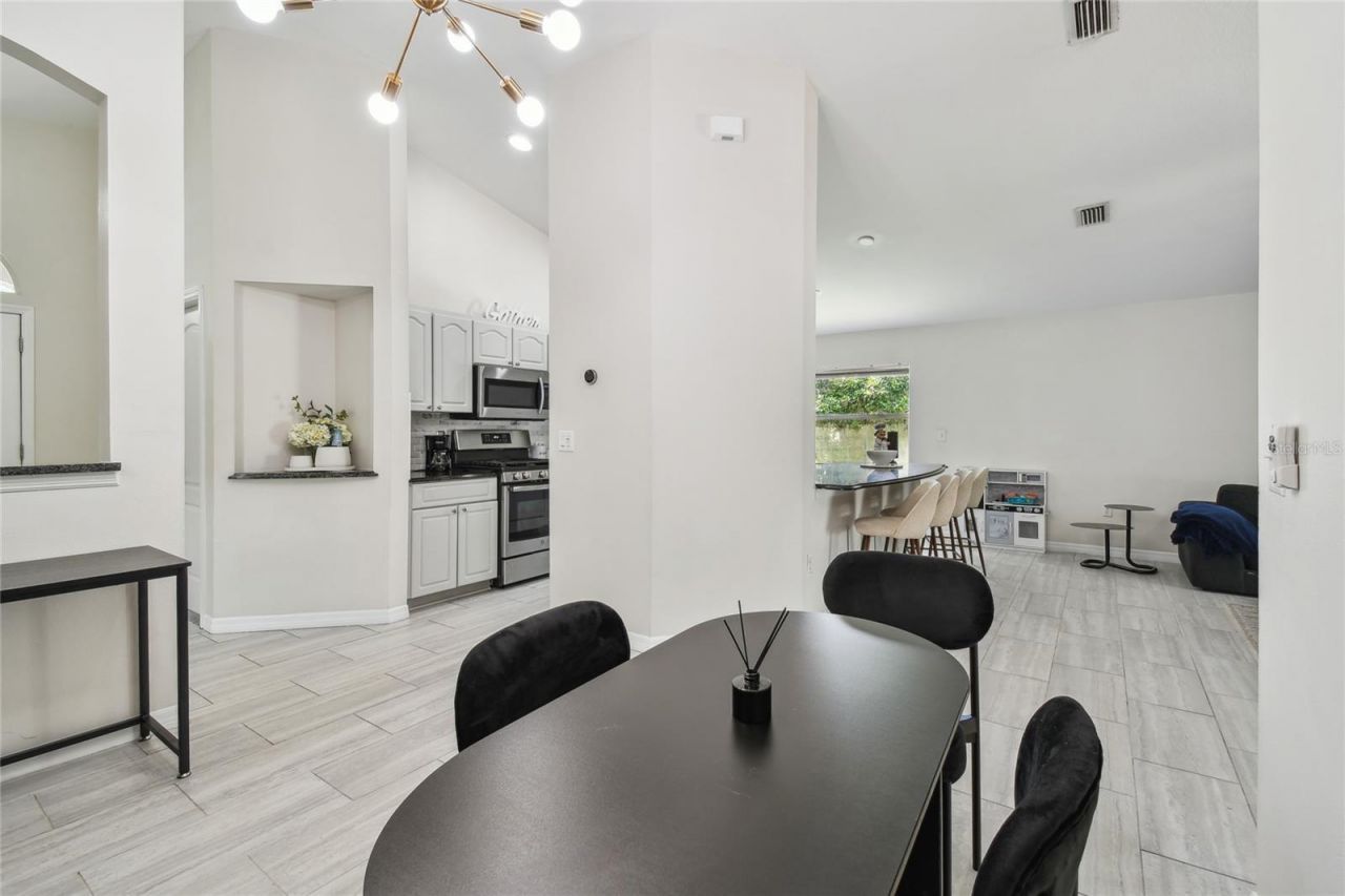 24541 Laurel Ridge Drive , Lutz, FL 33559 Photo