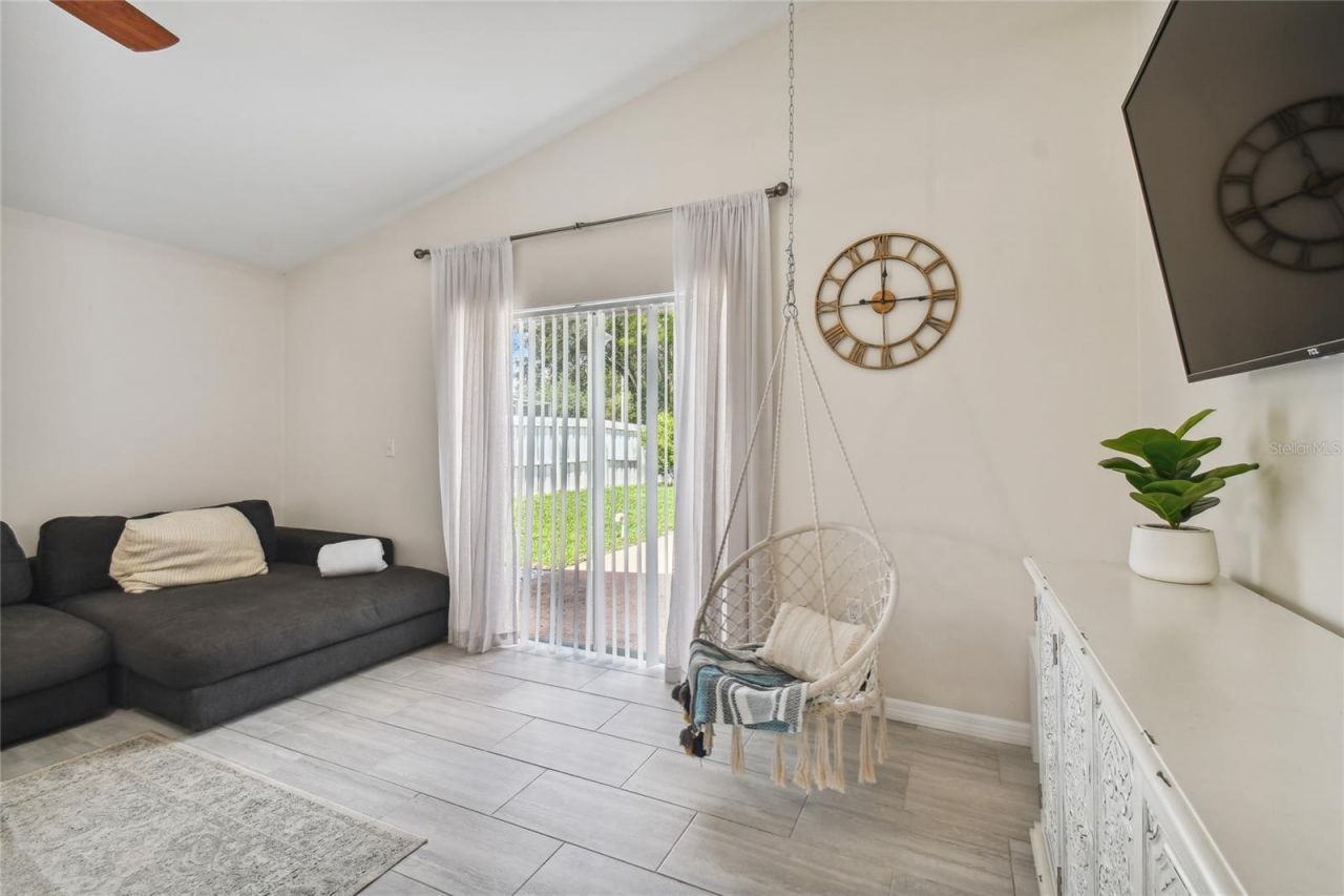24541 Laurel Ridge Drive , Lutz, FL 33559 Photo