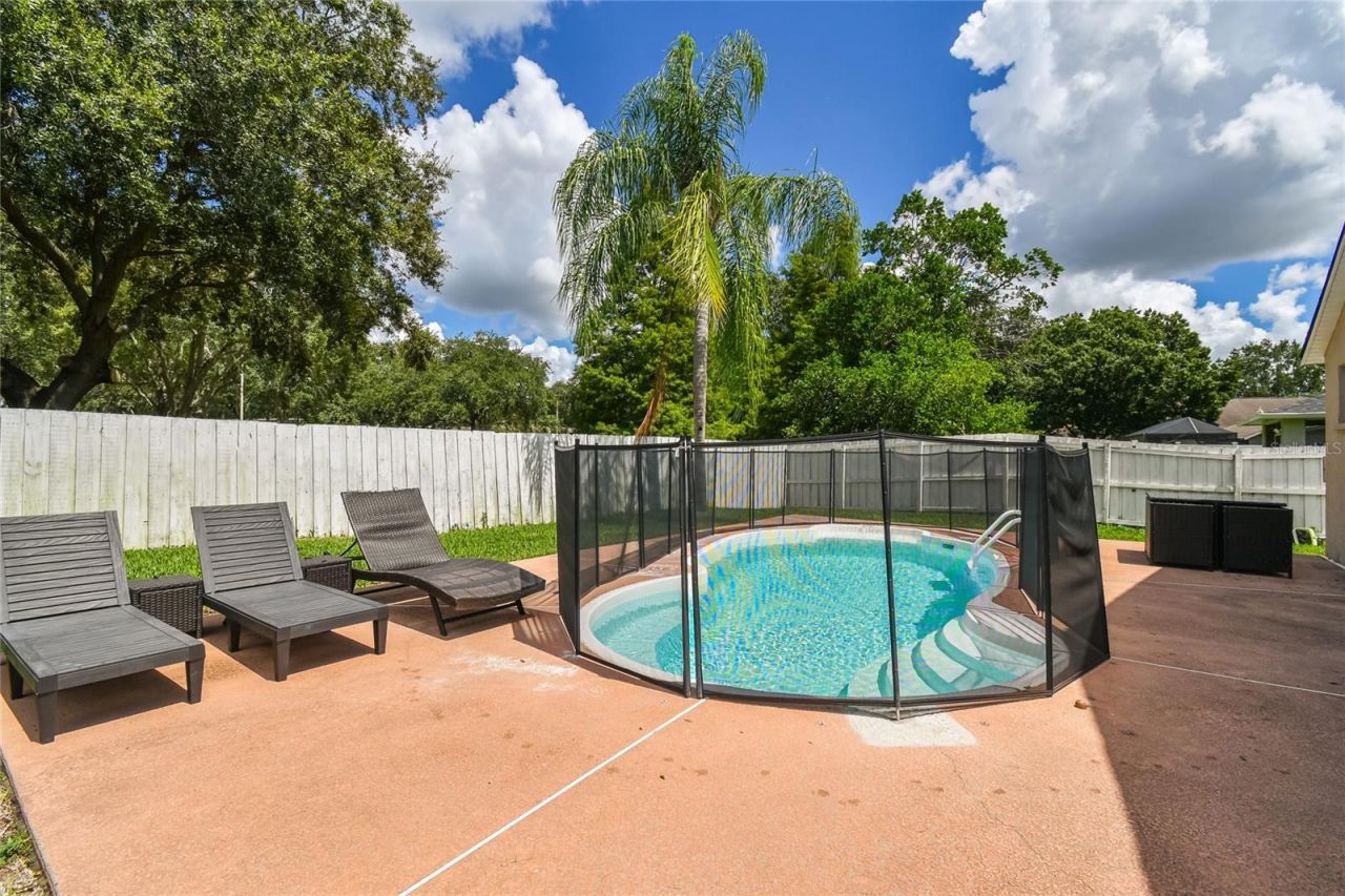 24541 Laurel Ridge Drive , Lutz, FL 33559 Photo