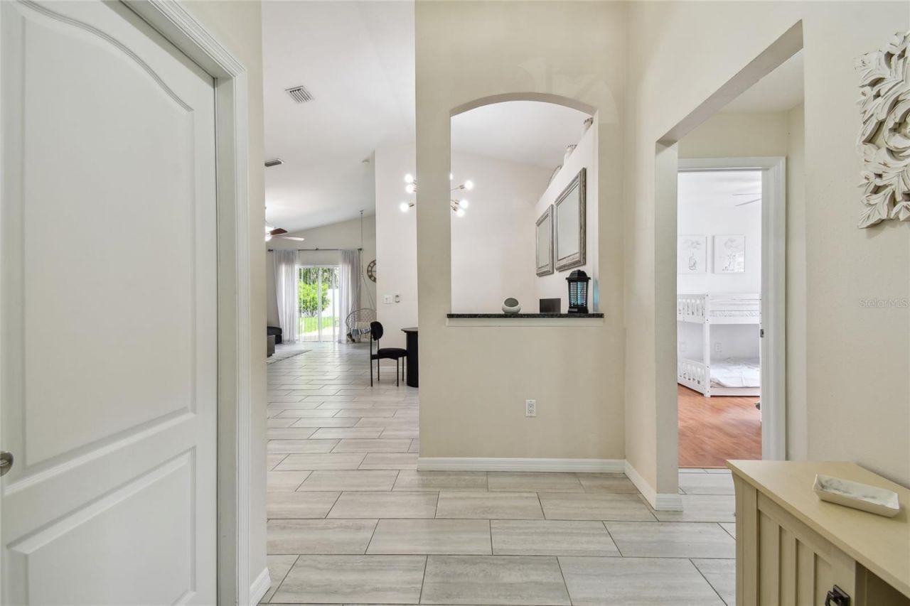 24541 Laurel Ridge Drive , Lutz, FL 33559 Photo