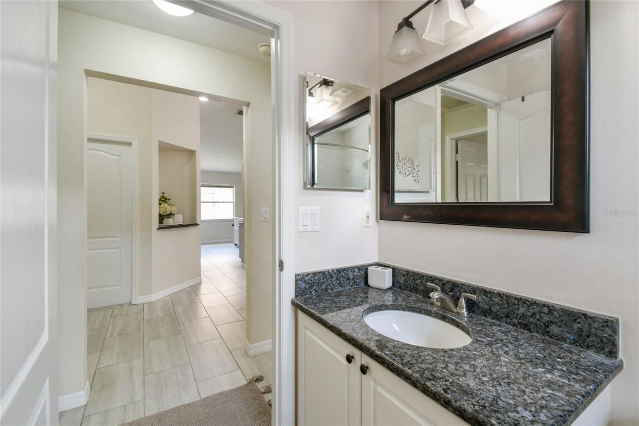 24541 Laurel Ridge Drive , Lutz, FL 33559 Photo