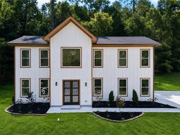 524 Wild Cherry Court , Palmetto, GA 30268