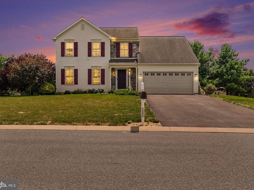 2036 Mallard Ln, Lebanon, PA 17046 Main Photo