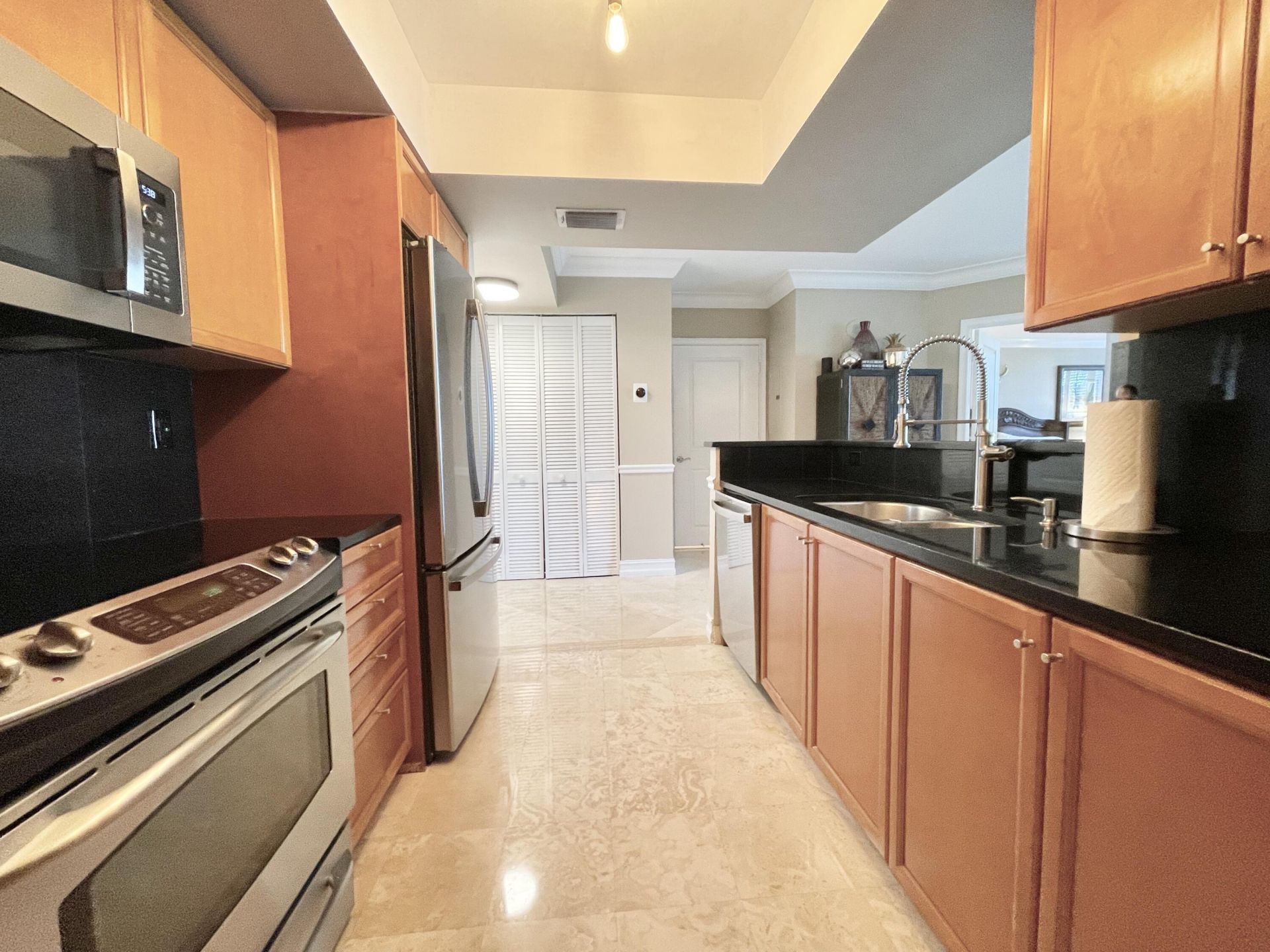 99 SE Mizner Boulevard, Unit 311, Boca Raton, FL 33432 Photo