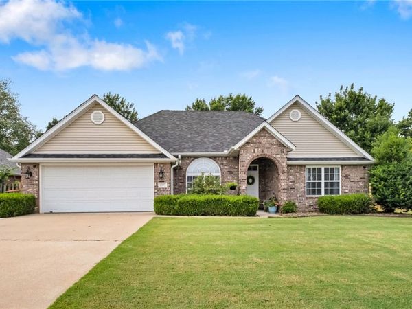 4377 Ravenwood Lane , Springdale, AR 72762