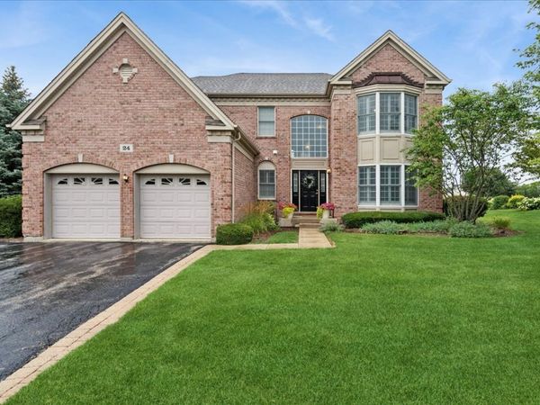 24 Tournament Drive S, Hawthorn Woods, IL 60047