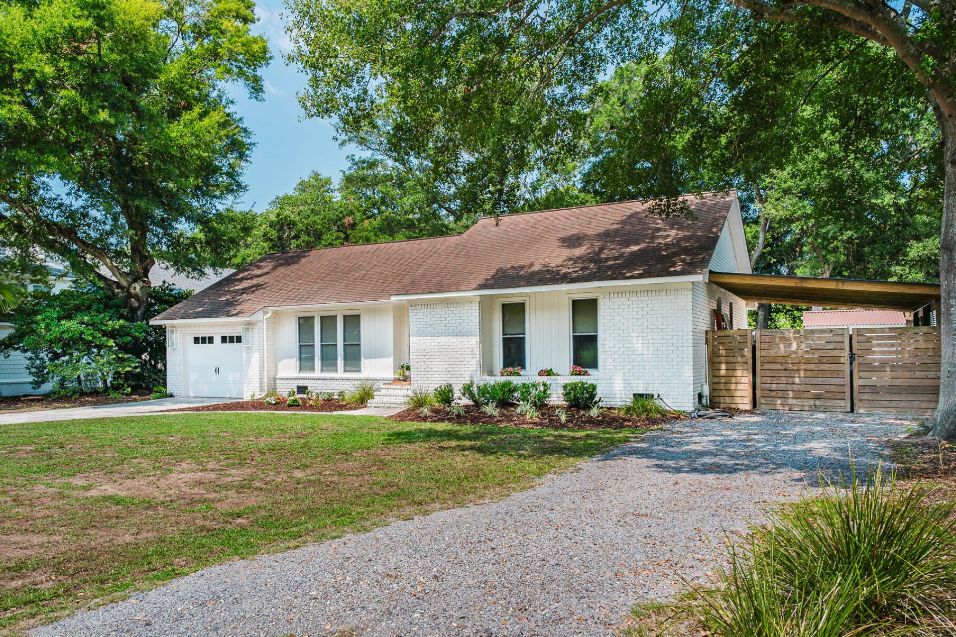 1285 Old Colony Road Photo 14
