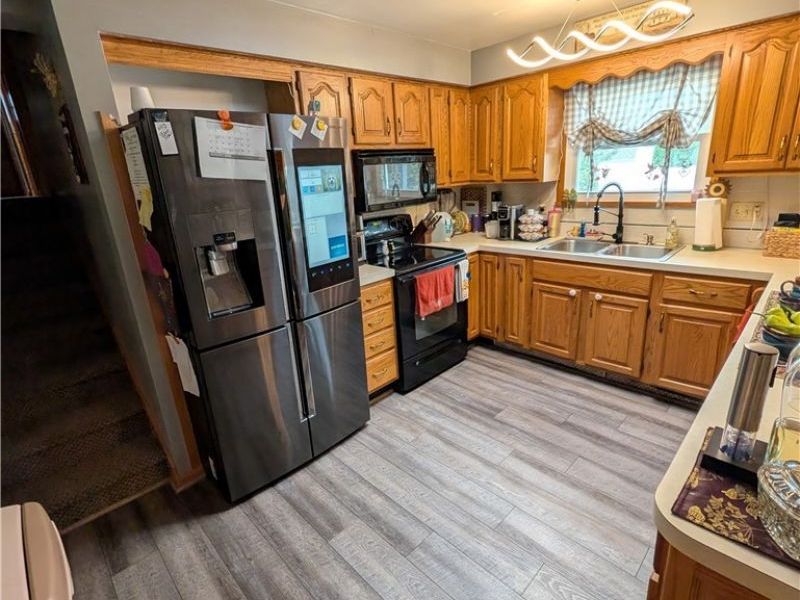 1409 Opal Street, Louisville, OH 44641 Photo 16