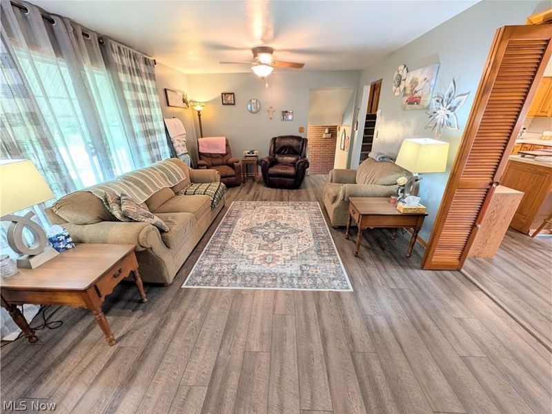 1409 Opal Street, Louisville, OH 44641 Photo 16