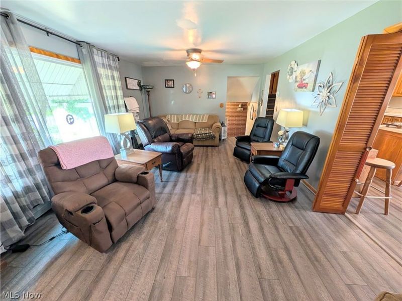 1409 Opal Street, Louisville, OH 44641 Photo 27
