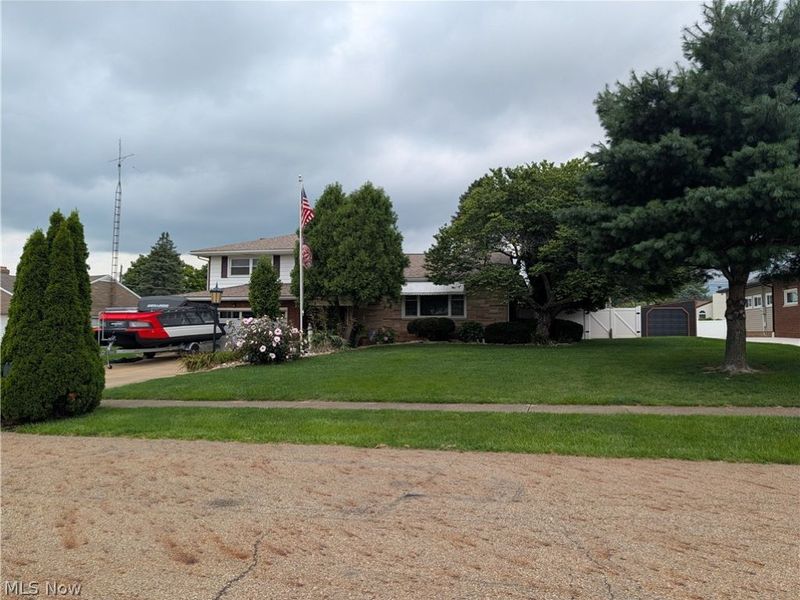 1409 Opal Street, Louisville, OH 44641 Photo 3