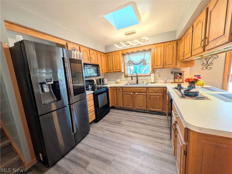 1409 Opal Street, Louisville, OH 44641 Photo 30