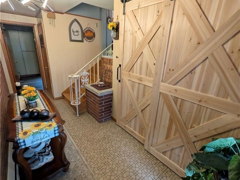 1409 Opal Street, Louisville, OH 44641 Photo 9