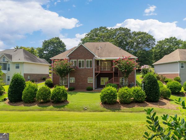 106 Manor Way, Carrollton, GA 30117