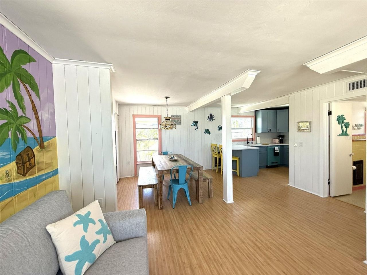 12609 Sunshine Lane, Treasure Island, FL 33706 Photo