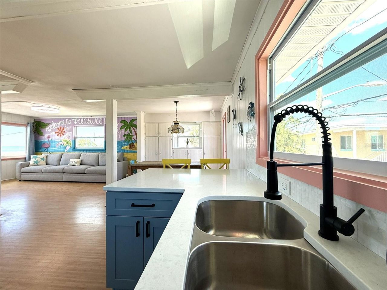 12609 Sunshine Lane, Treasure Island, FL 33706 Photo