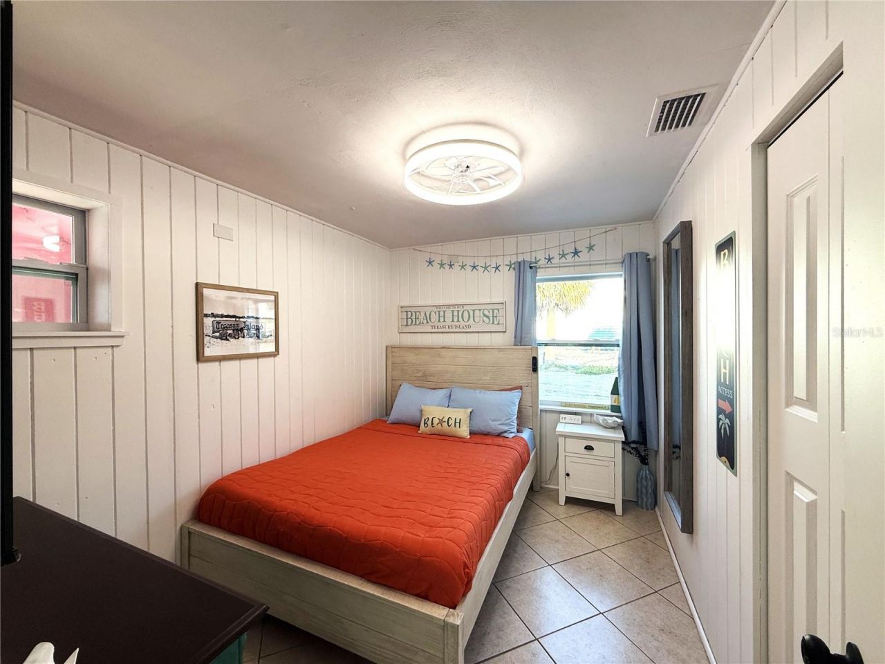 12609 Sunshine Lane, Treasure Island, FL 33706 Photo