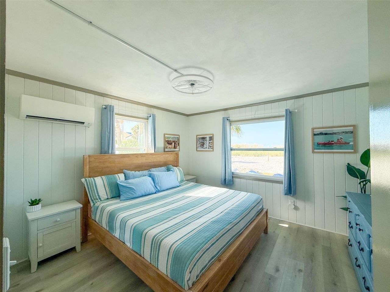 12609 Sunshine Lane, Treasure Island, FL 33706 Photo