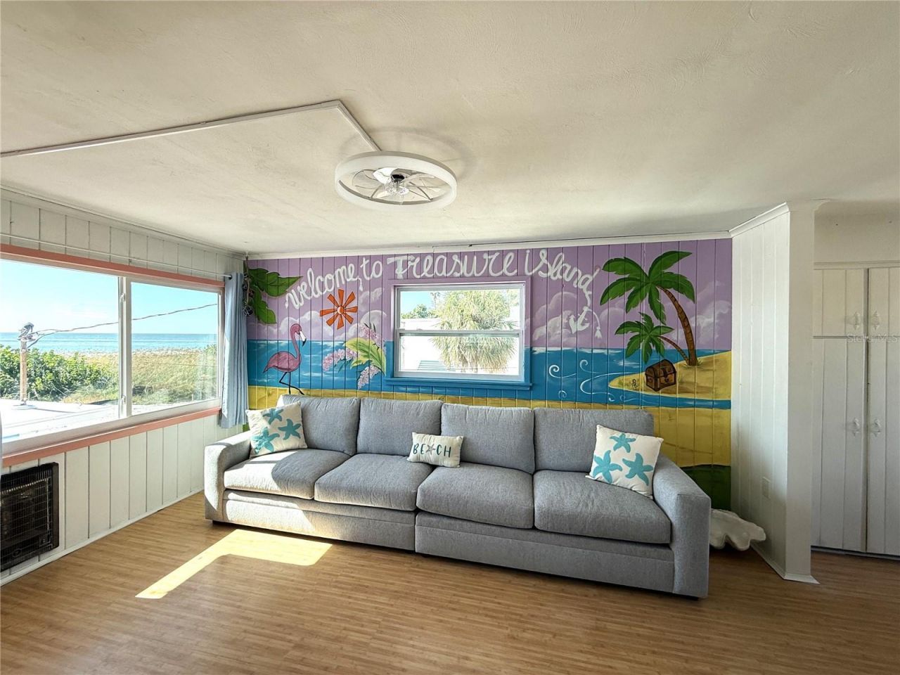 12609 Sunshine Lane, Treasure Island, FL 33706 Photo