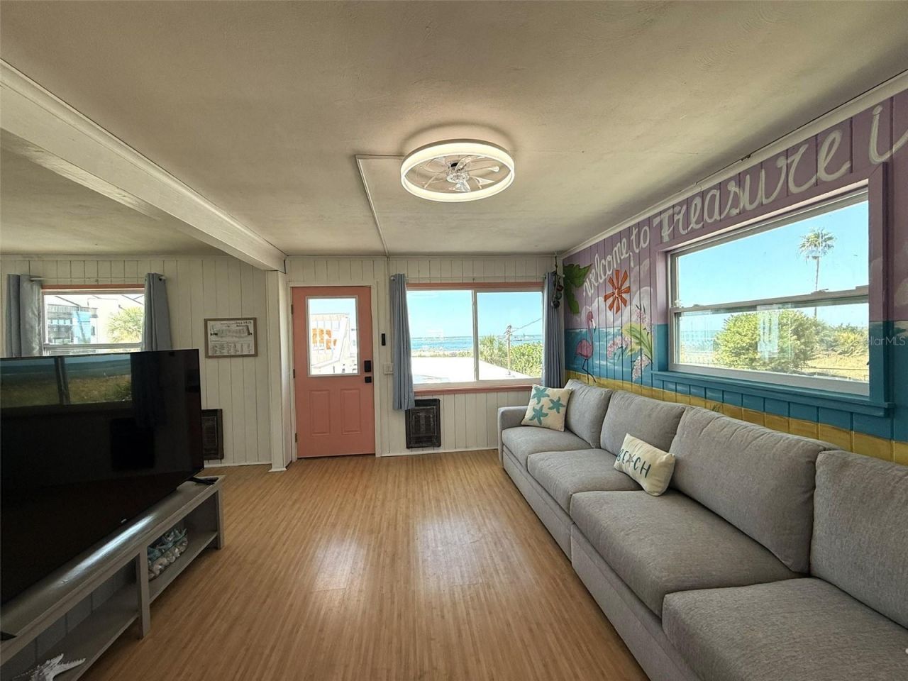 12609 Sunshine Lane, Treasure Island, FL 33706 Photo
