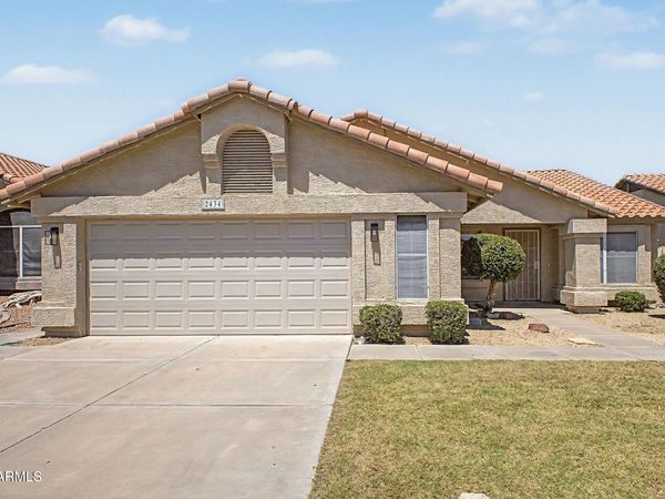 2434 E CATHEDRAL ROCK Drive, Phoenix, AZ 85048