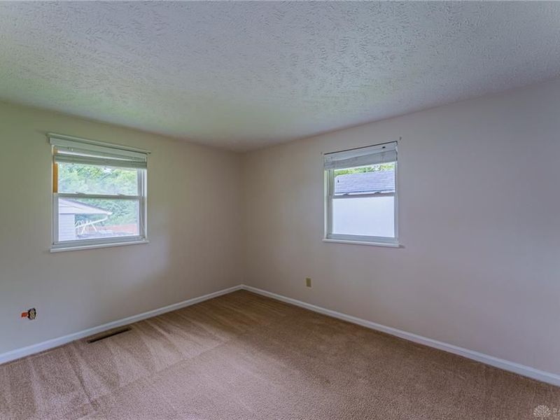 6689 Celestine Street, Huber Heights, OH 45424 Photo 23