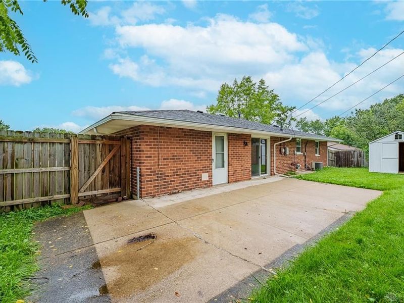 6689 Celestine Street, Huber Heights, OH 45424 Photo 34