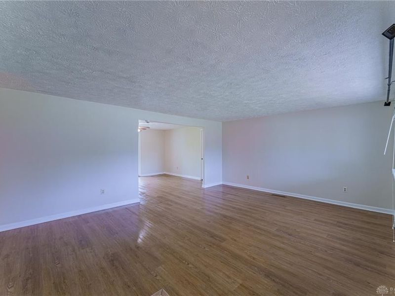 6689 Celestine Street, Huber Heights, OH 45424 Photo 9