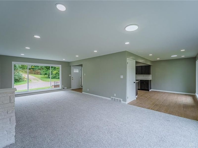 317 Elm Hill Drive, Harrison Township, OH 45415 Photo 11